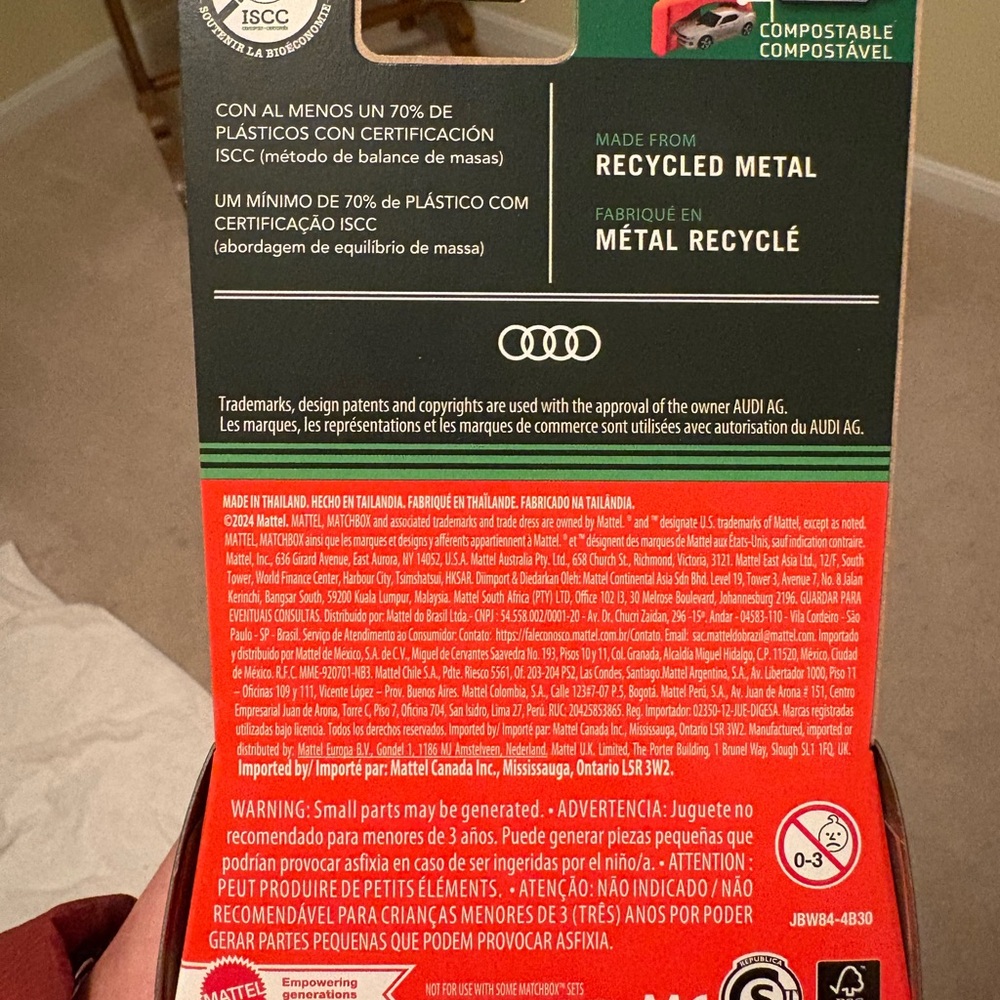 Matchbox Moving Parts 2023 Audi RS6 Avant - Picture 3 of 4